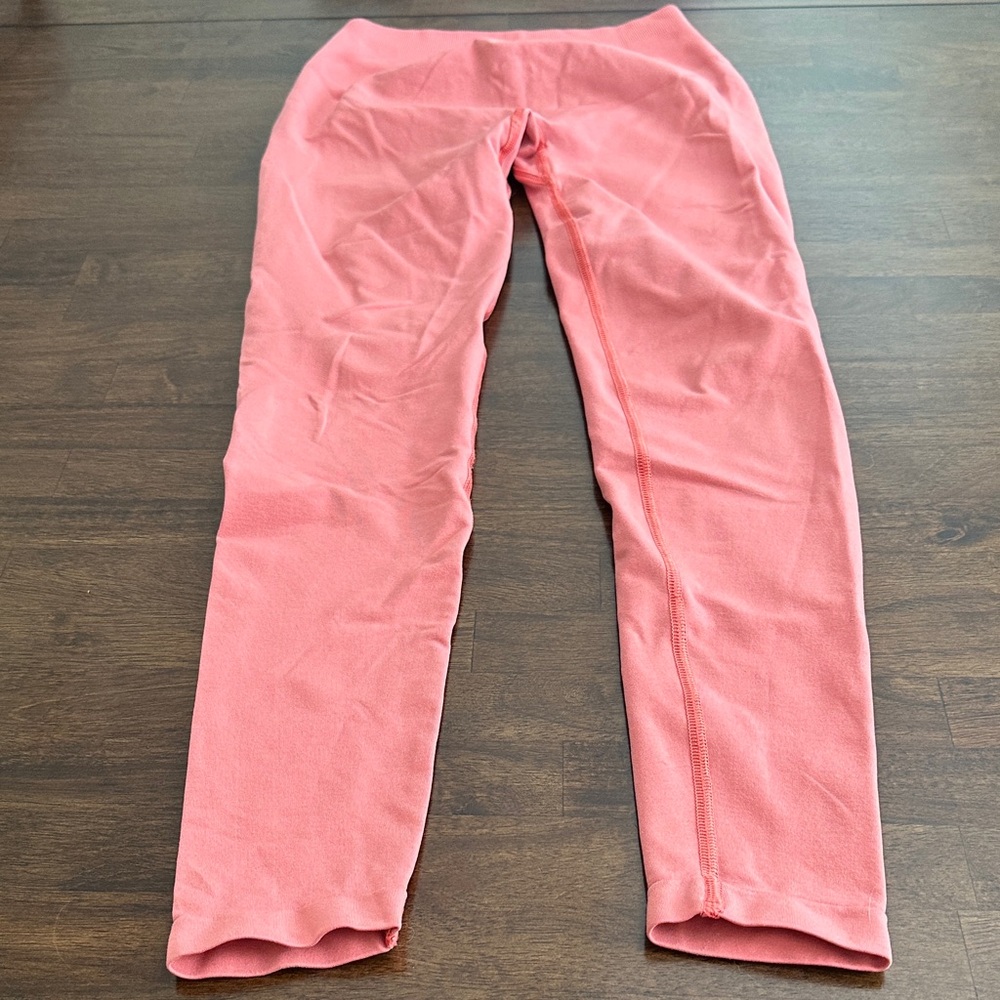 LAST CHANCE OFFER: Alphalete Coral Leggings